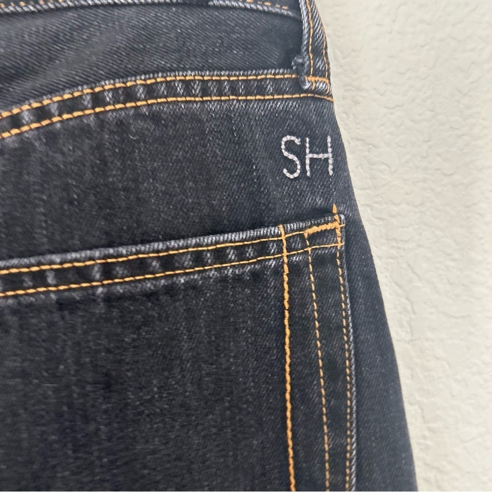 Still Here Childhood Jeans in Burgundy and Washed Black - Picture 7 of 8
